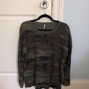 NWOT Z Supply Camo Longsleeve